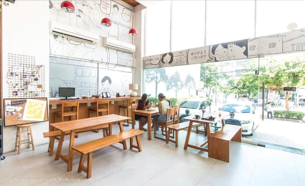 Loft 77 Hotell Bangkok Exteriör bild